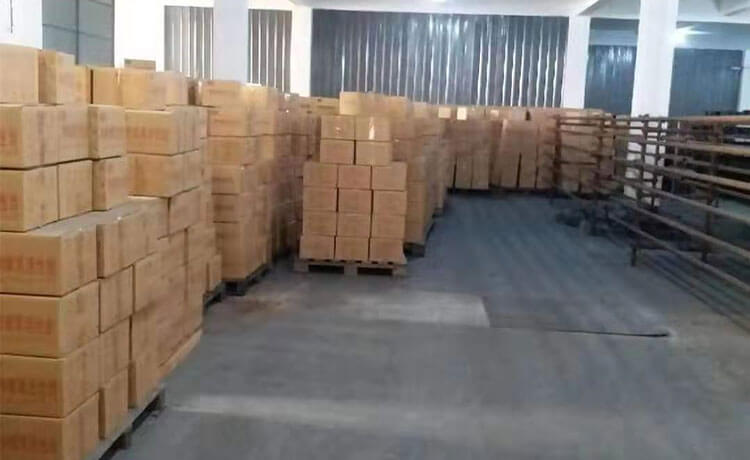 特種<a href=http://www.wd888.cn/fwzhxt/ target=_blank class=infotextkey>蜂窩活性炭</a>包裝